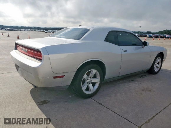 2012 Dodge Challenger SXT Plus z VIN 2C3CDYAGXCH124857, wystawiony jako Copart lot #58558045 z przebiegiem 188 345 mil mil oraz Czysty tytuł • Clean title. Historia ofert i sprzedaży dostępna na DreamBid. Obrazek 3.