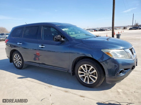 2014 Nissan Pathfinder SV with VIN 5N1AR2MN3EC720437, listed as a Copart auction lot 45662585 with 147,100 mi miles and Clean Title. Bid and sale history available at carsss.com. Image 4.