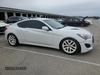 2013 Hyundai Genesis Coupe R-Spec with VIN KMHHT6KD9DU109502, listed as a Copart auction lot 52364895 with 98,387 mi miles and Salvage title. Bid and sale history available at DreamBid. Image 4.