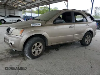 2004 Kia Sorento LX z VIN KNDJD733945223928, wystawiony jako Copart lot #51994745 z przebiegiem Nie podano mil oraz Szkoda całkowita • Salvage title. Historia ofert i sprzedaży dostępna na DreamBid. Obrazek 1.