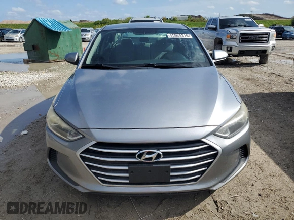 2017 Hyundai Elantra SE z VIN 5NPD74LF1HH071193, wystawiony jako Copart lot #55925315 z przebiegiem 186 769 mil mil oraz Czysty tytuł • Clean title. Historia ofert i sprzedaży dostępna na DreamBid. Obrazek 5.