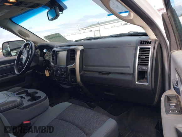 2013 Ram 2500 SLT with VIN 3C6TR5JT5DG517635, listed as a IAAI auction lot 40950960 with 99,372 mi miles and . Bid and sale history available at DreamBid. Image 5.