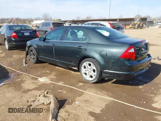 2010 Ford Fusion SE with VIN 3FAHP0HA0AR377897, listed as a IAAI auction lot 41780232 with 200,395 mi miles and . Bid and sale history available at carsss.com. Image 3.