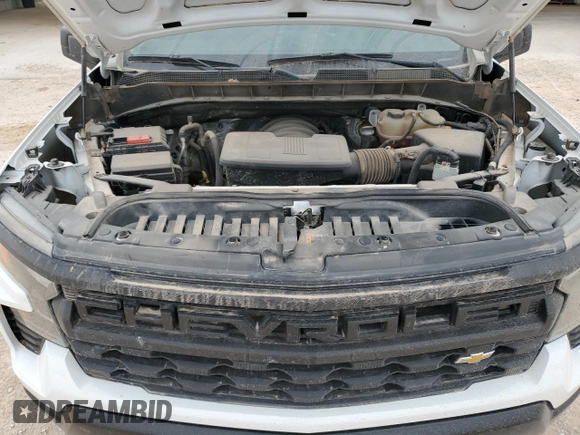 2022 Chevrolet Silverado 1500 Work Truck with VIN 1GCRDAED2NZ506249, listed as a Copart auction lot 45020215 with 92,812 mi miles and Clean Title. Bid and sale history available at DreamBid. Image 11.