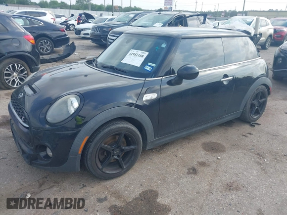 2019 MINI Hardtop Cooper S z VIN WMWXP7C56K2A49415, wystawiony jako IAAI lot #41952188 z przebiegiem 143 633 mil mil oraz . Historia ofert i sprzedaży dostępna na DreamBid. Obrazek 17.