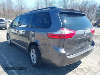 2018 Toyota Sienna LE Auto Access Seat with VIN 5TDKZ3DC1JS946224, listed as a IAAI auction lot 41935799 with 109,757 mi miles and . Bid and sale history available at DreamBid. Image 3.