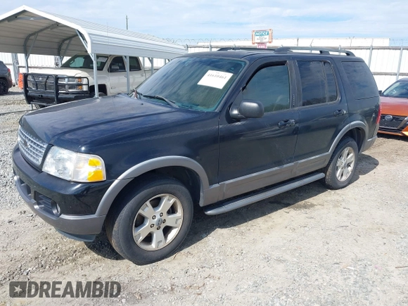 2003 Ford Explorer XLT z VIN 1FMZU63K03UB22071, wystawiony jako IAAI lot #41610461 z przebiegiem 305 958 mil mil oraz . Historia ofert i sprzedaży dostępna na DreamBid. Obrazek 2.