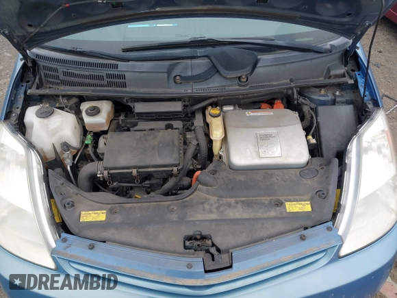 2005 Toyota Prius with VIN JTDKB20U753066388, listed as a IAAI auction lot 41947528 with 172,873 mi miles. Bid and sale history available at carsss.com. Image 10.