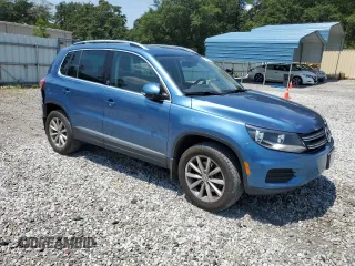 2017 Volkswagen Tiguan Wolfsburg Edition with VIN WVGSV7AX3HK004585, listed as a Copart auction lot 67393804 with 94,222 mi miles and Non repairable. Bid and sale history available at DreamBid. Image 4.