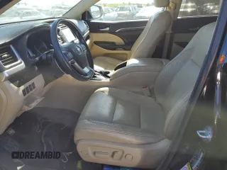 2016 Toyota Highlander Hybrid Limited with VIN 5TDDCRFH0GS019973, listed as a Copart auction lot 43811134 with 112,461 mi miles. Bid and sale history available at carsss.com. Image 7.