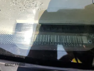 1999 GMC Denali z VIN 1GKEK13RXXR910328, wystawiony jako Copart lot #71494384 z przebiegiem 251 016 mil mil oraz Szkoda całkowita • Salvage title. Historia ofert i sprzedaży dostępna na DreamBid. Obrazek 14.