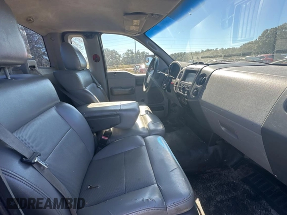 2007 Ford F-150 XL with VIN 1FTRF12W47KB40354, listed as a Copart auction lot 83070514 with 347,761 mi miles and Clean Title. Bid and sale history available at carsss.com. Image 6.