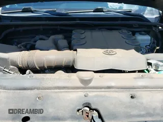 2019 Toyota 4Runner SR5 с VIN JTEBU5JR7K5612043, выставлен на аукционе IAAI как лот 42595111 с пробегом 120 354 миль миль и . История ставок и продаж доступна на DreamBid. Изображение 18.