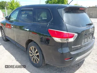 2013 Nissan Pathfinder Platinum with VIN 5N1AR2MM7DC680644, listed as a IAAI auction lot 42363143 with 215,060 mi miles and . Bid and sale history available at DreamBid. Image 3.