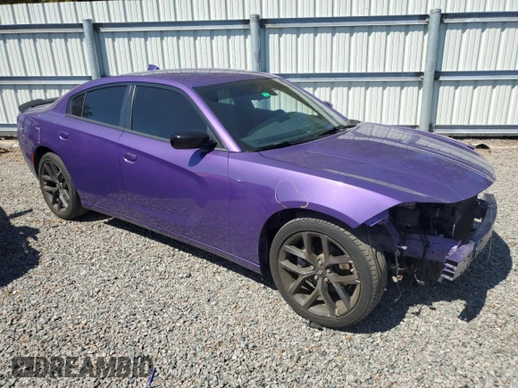 2023 Dodge Charger SXT z VIN 2C3CDXBG3PH576065, wystawiony jako Copart lot #46671185 z przebiegiem 28 362 mil mil oraz Nie do naprawy • Non repairable. Historia ofert i sprzedaży dostępna na DreamBid. Obrazek 4.