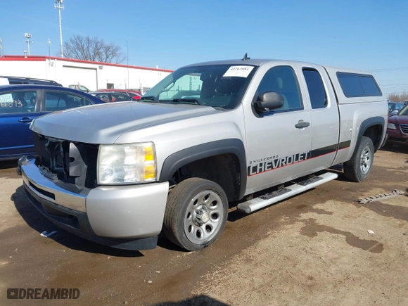 2009 Chevrolet Silverado 1500 LT with VIN 2GCEC29C091117150, listed as a IAAI auction lot 41763081 with 173,604 mi miles. Bid and sale history available at carsss.com. Image 17.