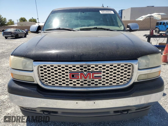2006 GMC Yukon XL SLT with VIN 3GKFK16Z76G197208, listed as a Copart auction lot 68530094 with 217,061 mi miles and Salvage Title. Bid and sale history available at carsss.com. Image 5.