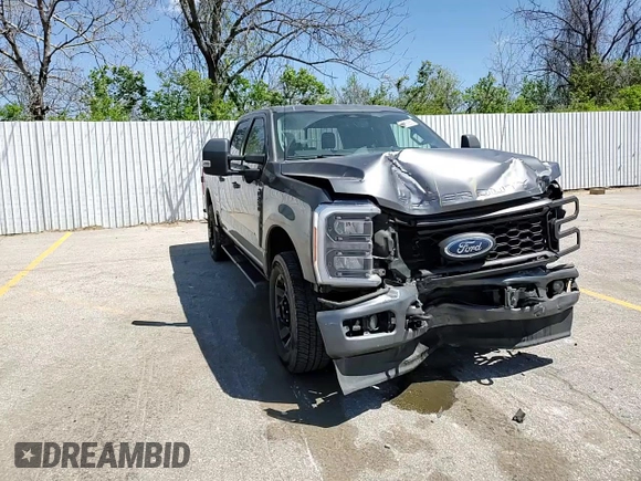 2023 Ford F-250 XL с VIN 1FT8W2BT1PEE18665, выставлен на аукционе Copart как лот 53088865 с пробегом 66 114 миль миль и Списание • Salvage title. История ставок и продаж доступна на DreamBid. Изображение 11.