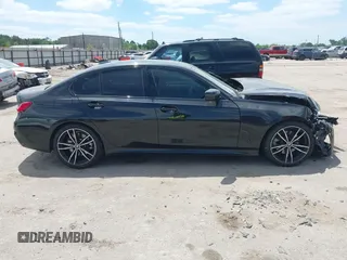 2021 BMW 3 Series 330i with VIN 3MW5R1J02M8B50832, listed as a IAAI auction lot 42032570 with 70,534 mi miles and . Bid and sale history available at DreamBid. Image 13.