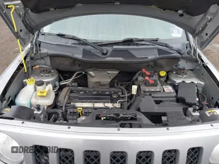 2017 Jeep Patriot High Altitude z VIN 1C4NJPFA9HD118354, wystawiony jako IAAI lot #41848700 z przebiegiem 82 624 mil mil oraz . Historia ofert i sprzedaży dostępna na DreamBid. Obrazek 10.