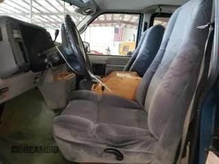 1995 Chevrolet Astro Cargo z VIN 1GBDM19W6SB155022, wystawiony jako Copart lot #59150675 z przebiegiem 135 647 mil mil oraz Szkoda całkowita • Salvage title. Historia ofert i sprzedaży dostępna na DreamBid. Obrazek 7.
