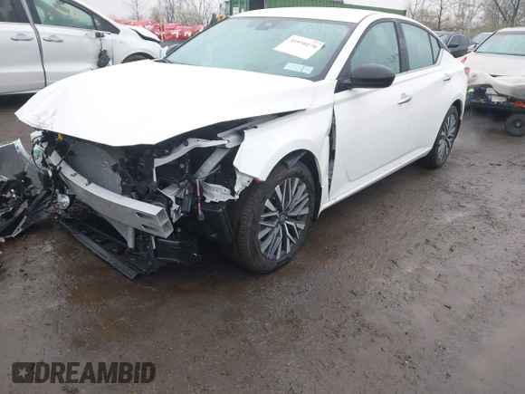 2025 Nissan Altima SV with VIN 1N4BL4DV8SN346547, listed as a IAAI auction lot 41950170 with 1,179 mi miles. Bid and sale history available at carsss.com. Image 2.