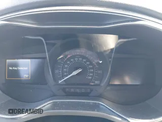2017 Ford Fusion SE с VIN 3FA6P0HD7HR365399, выставлен на аукционе IAAI как лот 41319317 с пробегом Не указан миль и . История ставок и продаж доступна на DreamBid. Изображение 7.