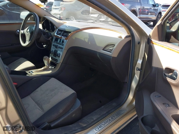2008 Chevrolet Malibu LT w/1LT with VIN 1G1ZH57B784200617, listed as a IAAI auction lot 41980151 with 231,870 mi miles. Bid and sale history available at carsss.com. Image 5.