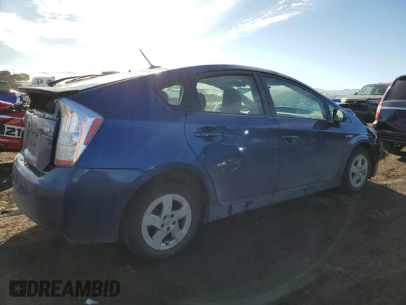 2010 Toyota Prius II with VIN JTDKN3DU9A0068727, listed as a Copart auction lot 43583915 with 175,111 mi miles and Salvage Title. Bid and sale history available at carsss.com. Image 3.
