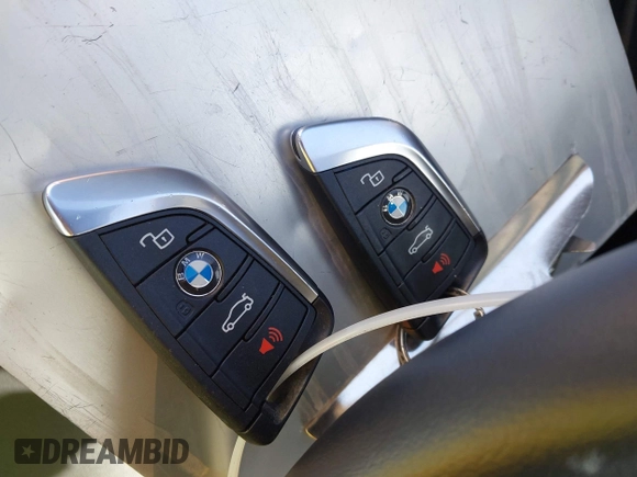 2021 BMW 3 Series 330i с VIN WBA5R1C03MFK81966, выставлен на аукционе IAAI как лот 42483816 с пробегом 50 176 миль миль и . История ставок и продаж доступна на DreamBid. Изображение 11.