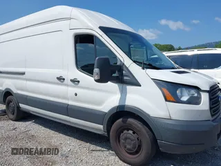 2018 Ford Transit z VIN 1FTBW3XM5JKA67314, wystawiony jako IAAI lot #42812137 z przebiegiem 570 614 mil mil oraz . Historia ofert i sprzedaży dostępna na DreamBid. Obrazek 1.