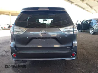 2011 Toyota Sienna SE with VIN 5TDXK3DC6BS113711, listed as a IAAI auction lot 41809910 with 174,746 mi miles. Bid and sale history available at carsss.com. Image 16.