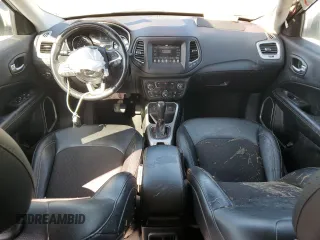 2020 Jeep Compass Latitude с VIN 3C4NJCBB1LT153075, выставлен на аукционе Copart как лот 59588845 с пробегом 77 560 миль миль и Списание • Salvage title. История ставок и продаж доступна на DreamBid. Изображение 8.