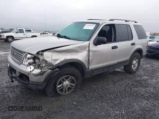 2003 Ford Explorer XLT z VIN 1FMZU73W13ZA42256, wystawiony jako IAAI lot #41234031 z przebiegiem Nie podano mil oraz . Historia ofert i sprzedaży dostępna na DreamBid. Obrazek 17.