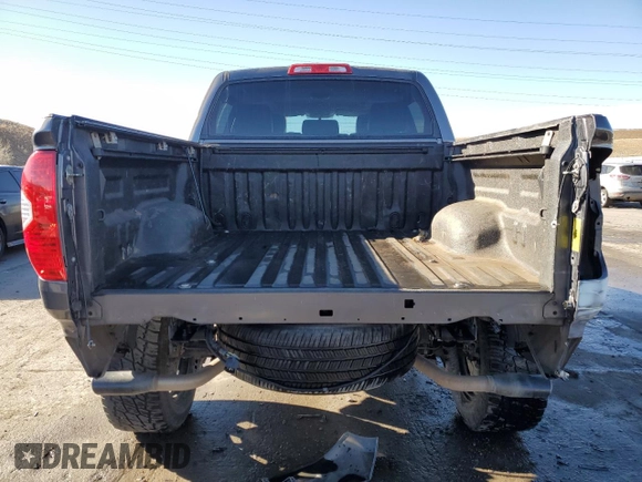 2017 Toyota Tundra Platinum z VIN 5TFAW5F16HX614411, wystawiony jako Copart lot #43986445 z przebiegiem 93 457 mil mil oraz Szkoda całkowita • Salvage title. Historia ofert i sprzedaży dostępna na DreamBid. Obrazek 6.