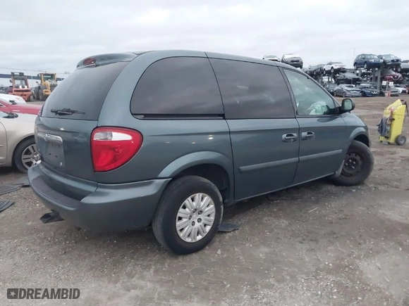 2005 Chrysler Town & Country with VIN 1C4GP45R85B130953, listed as a IAAI auction lot 41269850 with 52,755 mi miles. Bid and sale history available at carsss.com. Image 4.