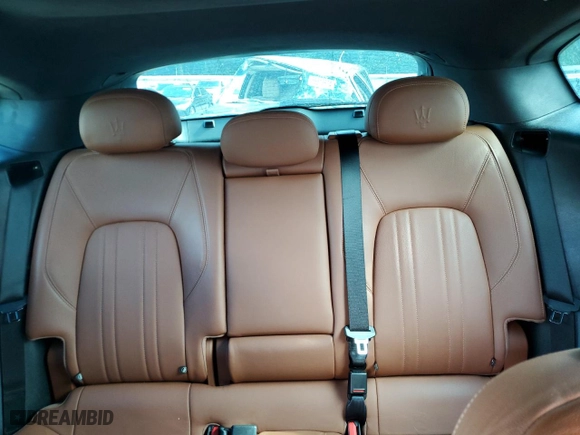 2022 Maserati Levante GT with VIN ZN661XUA9NX384716, listed as a Copart auction lot 69743654 with 0 mi miles and Salvage Title. Bid and sale history available at carsss.com. Image 10.