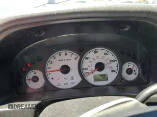 2004 Ford Escape XLT с VIN 1FMYU03114KA86176, выставлен на аукционе Copart как лот 56349235 с пробегом 232 849 миль миль и Списание • Salvage title. История ставок и продаж доступна на DreamBid. Изображение 9.