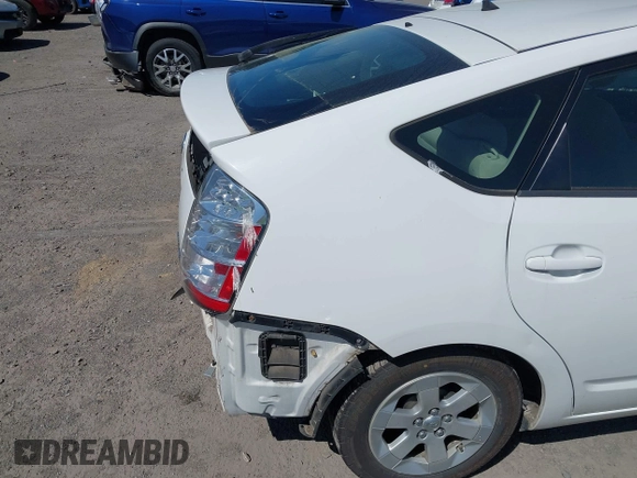 2009 Toyota Prius with VIN JTDKB20U493541873, listed as a IAAI auction lot 42020011 with 165,842 mi miles. Bid and sale history available at carsss.com. Image 13.