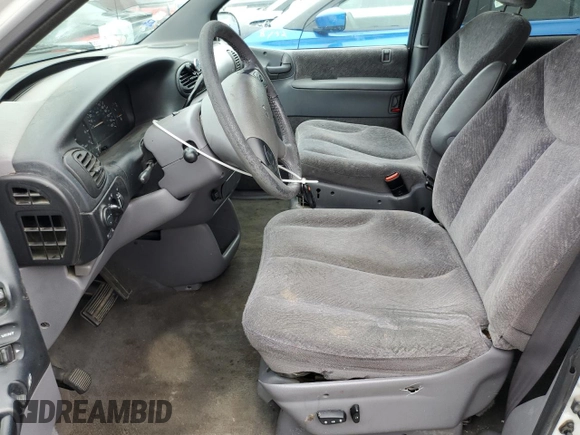 2000 Dodge Caravan SE with VIN 1B4GP44G7YB636078, listed as a Copart auction lot 59387395 with 184,916 mi miles and Salvage title. Bid and sale history available at DreamBid. Image 7.