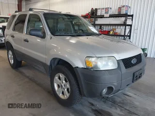 2006 Ford Escape XLT with VIN 1FMCU93126KC12711, listed as a IAAI auction lot 42659618 with 180,611 mi miles and . Bid and sale history available at DreamBid. Image 1.