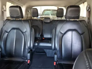 2022 Chrysler Pacifica Touring L z VIN 2C4RC1BG1NR198518, wystawiony jako Copart lot #52422195 z przebiegiem 85 444 mil mil oraz Szkoda całkowita • Salvage title. Historia ofert i sprzedaży dostępna na DreamBid. Obrazek 10.