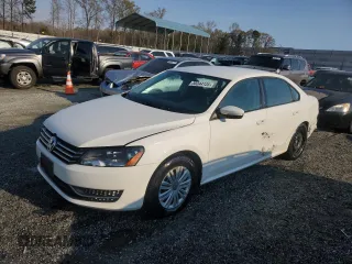 2014 Volkswagen Passat S с VIN 1VWAP7A30EC018986, выставлен на аукционе Copart как лот 50344135 с пробегом 81 578 миль миль и Списание • Salvage title. История ставок и продаж доступна на DreamBid. Изображение 1.