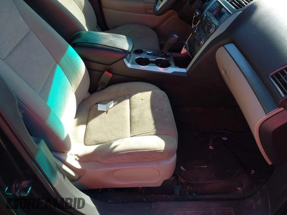 2014 Ford Explorer with VIN 1FM5K7B8XEGC48245, listed as a IAAI auction lot 40602349 with 178,412 mi miles and . Bid and sale history available at DreamBid. Image 5.