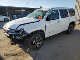 2024 Jeep Wagoneer Series II with VIN 1C4SJVBP6RS167820, listed as a Copart auction lot 48431625 with 17,667 mi miles and Salvage Title. Bid and sale history available at carsss.com. Image 1.