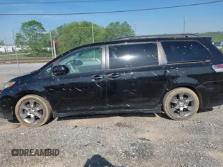 2011 Toyota Sienna SE with VIN 5TDXK3DC0BS045860, listed as a IAAI auction lot 42120173 with 285,091 mi miles and . Bid and sale history available at DreamBid. Image 14.