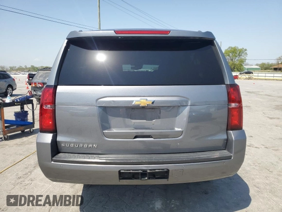 2018 Chevrolet Suburban LT with VIN 1GNSCHKC7JR321768, listed as a Copart auction lot 53074035 with 189,128 mi miles and Clean Title. Bid and sale history available at carsss.com. Image 6.