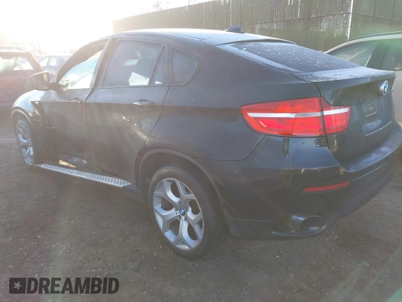 2014 BMW X6 xDrive35i with VIN 5UXFG2C52E0C45044, listed as a IAAI auction lot 41711013 with 120,840 mi miles. Bid and sale history available at carsss.com. Image 3.
