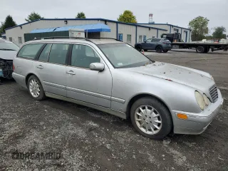 2000 Mercedes-Benz E-Class AWD with VIN WDBJH82J6YX039226, listed as a Copart auction lot 72559034 with 213,680 mi miles and Clean Title. Bid and sale history available at carsss.com. Image 4.