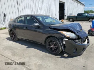 2013 Mazda 3 i Sport z VIN JM1BL1U78D1790175, wystawiony jako Copart lot #57776735 z przebiegiem 148 018 mil mil oraz Szkoda całkowita • Salvage title. Historia ofert i sprzedaży dostępna na DreamBid. Obrazek 4.